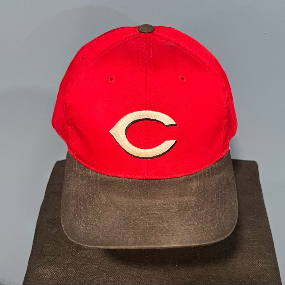 Cincinnati Reds Baseball Hat Logo Athletic MLB Genuine Merchandise Adjustable - Picture 2 of 7